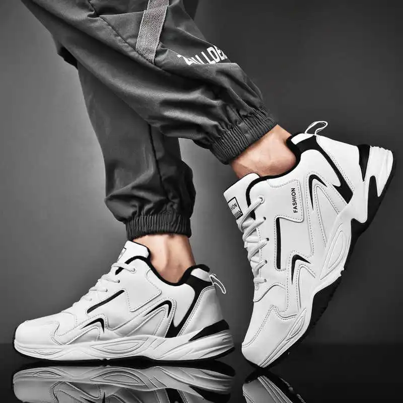 Sepatu kets olahraga untuk pri - Information Technology Officer ulasan dan harga